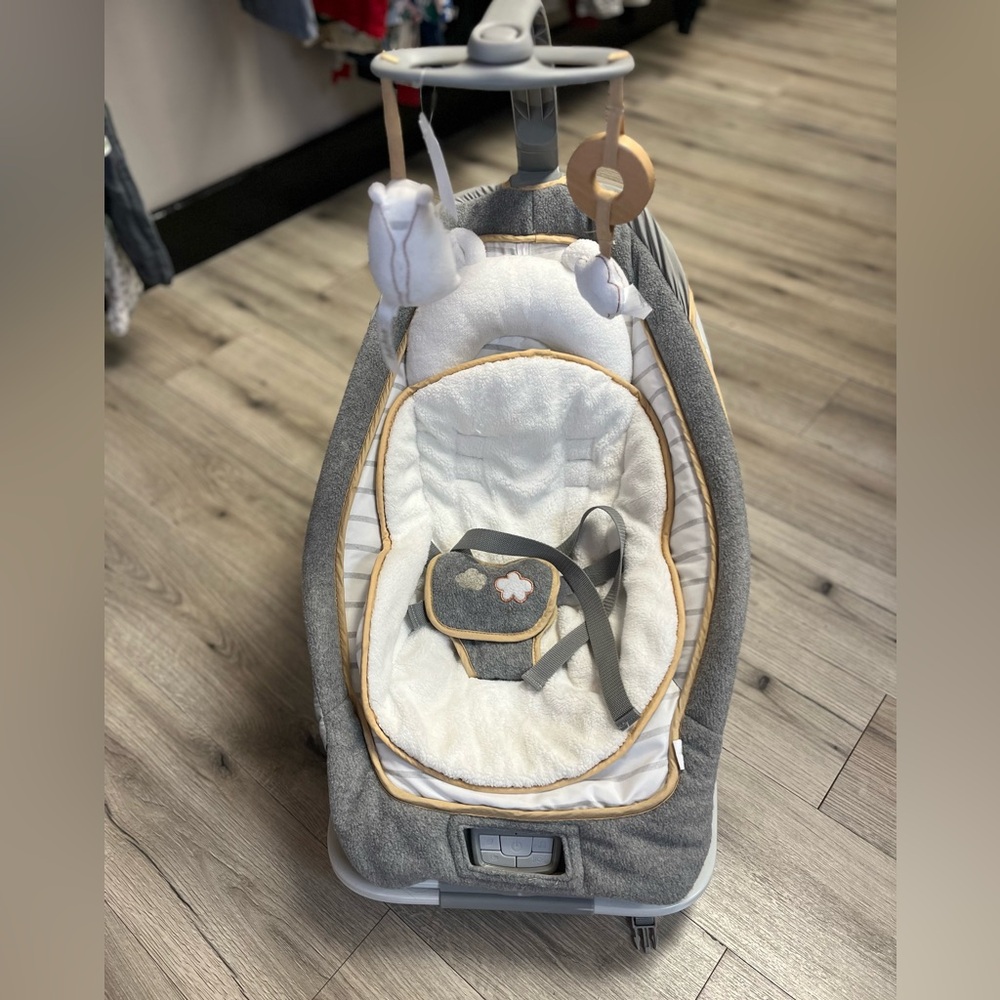 Ingenuity Boutique Collection Rocking Seat - Bella Teddy